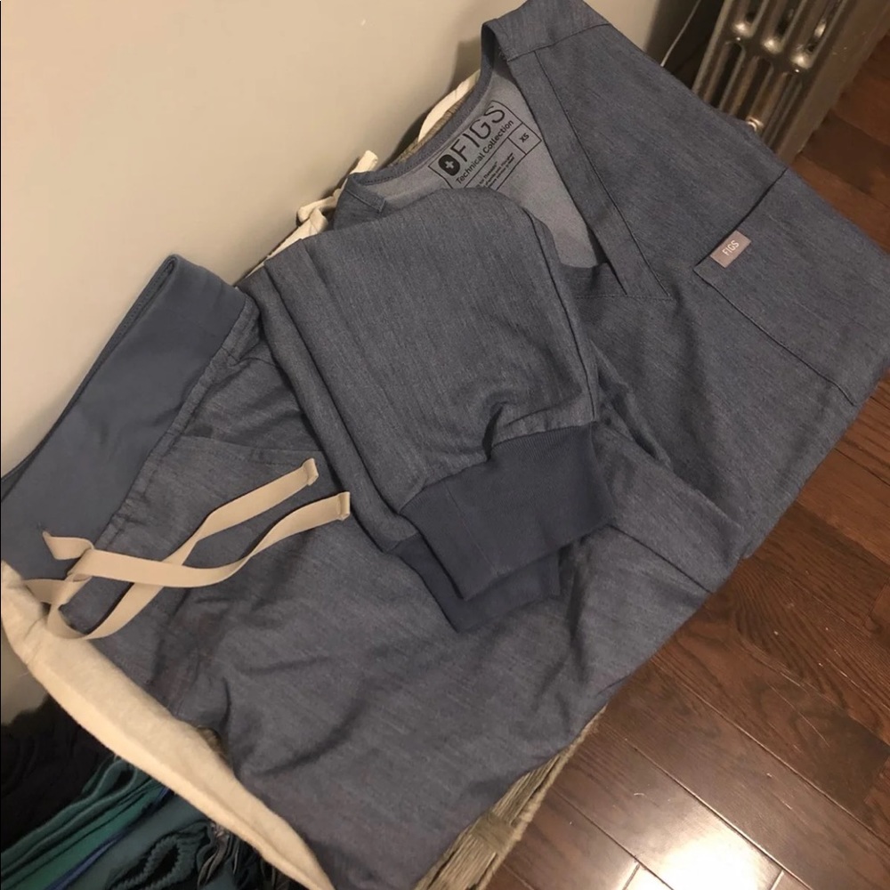 XS Heather Denim Figs Scrub Set (Caterina/Zamora)